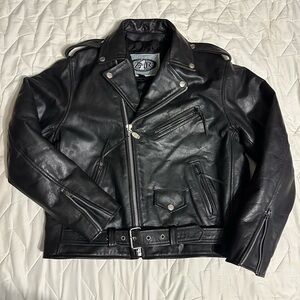 Size 48 been worn once like new Z1R Genuine Leather Jacket Vintage Distressed